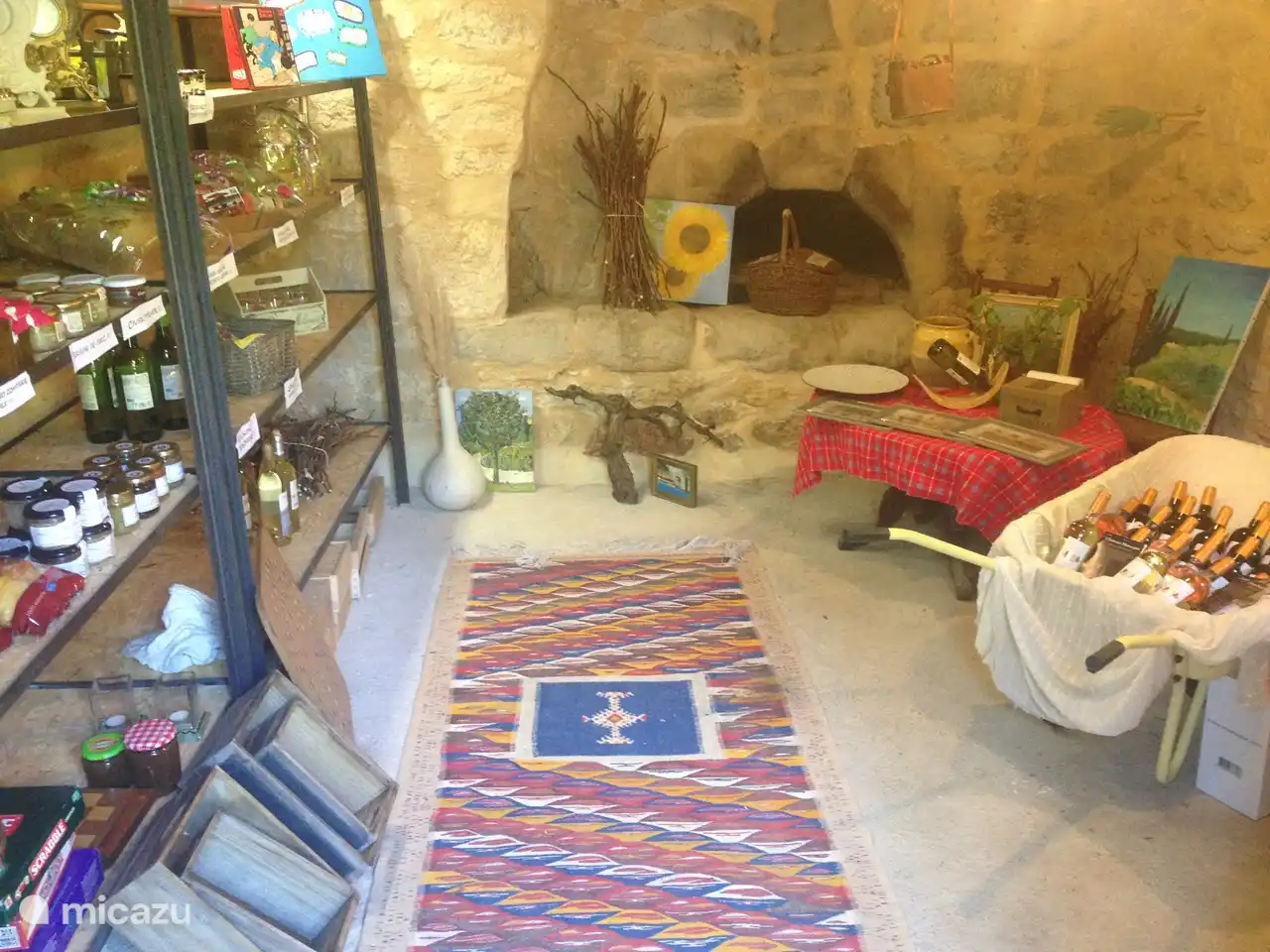 Unser Geschäft mit lokalen Produkten!