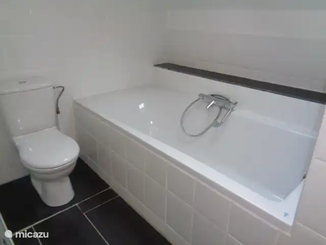 Maison STEKO | Allemagne, Eifel, Jucken - ferme Salle de bain premier étage