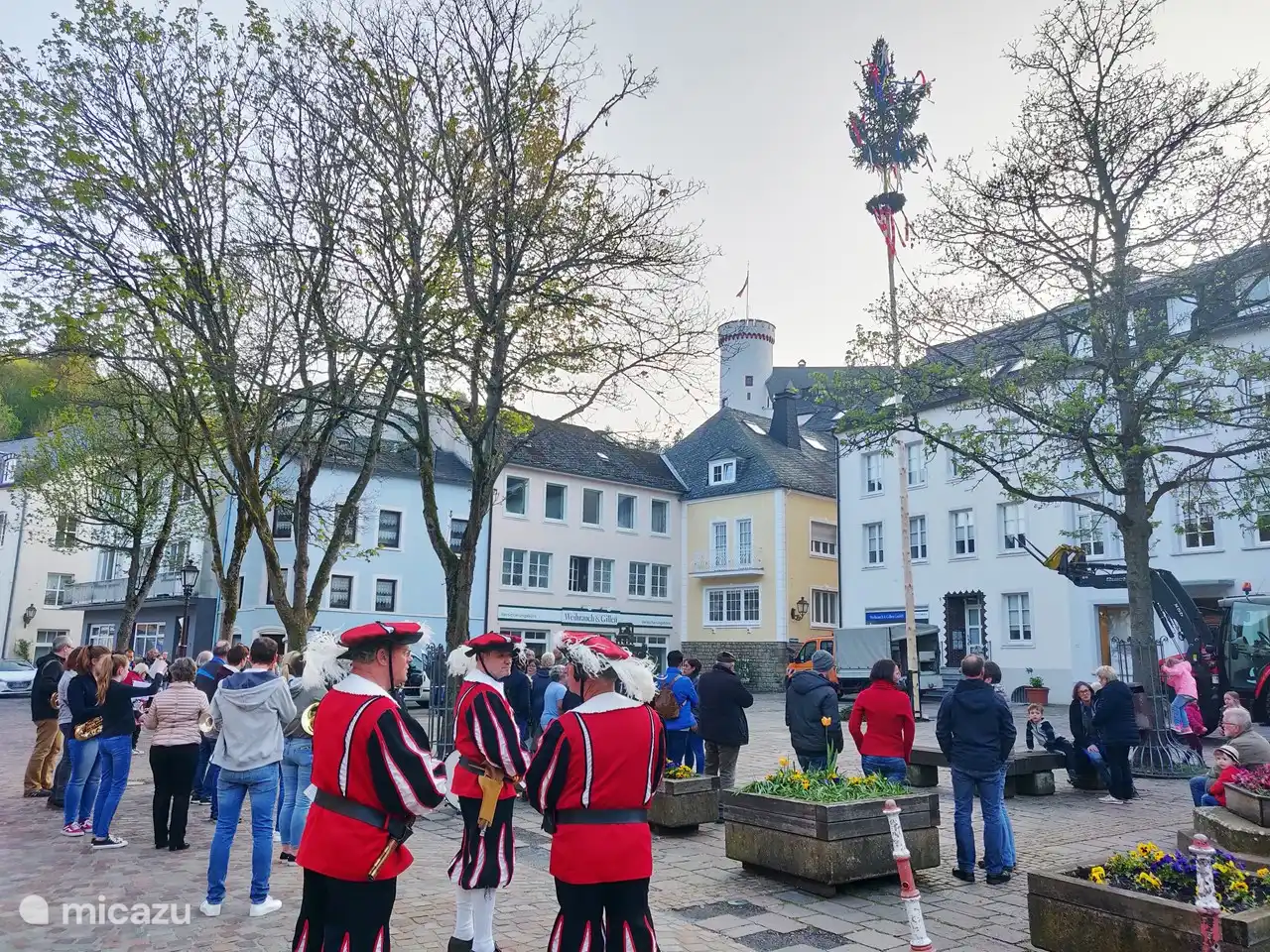 Los lugares de Neuerburg pueden arbolarse.