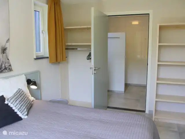 Sandy 36 en Países Bajos, Holanda del Norte, Callantsoog - villa dormitorio y baño en planta baja