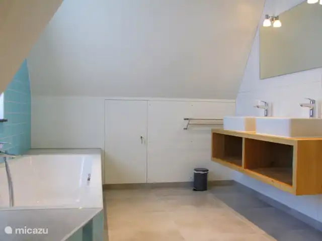 Sandy 36 en Países Bajos, Holanda del Norte, Callantsoog - villa baño arriba