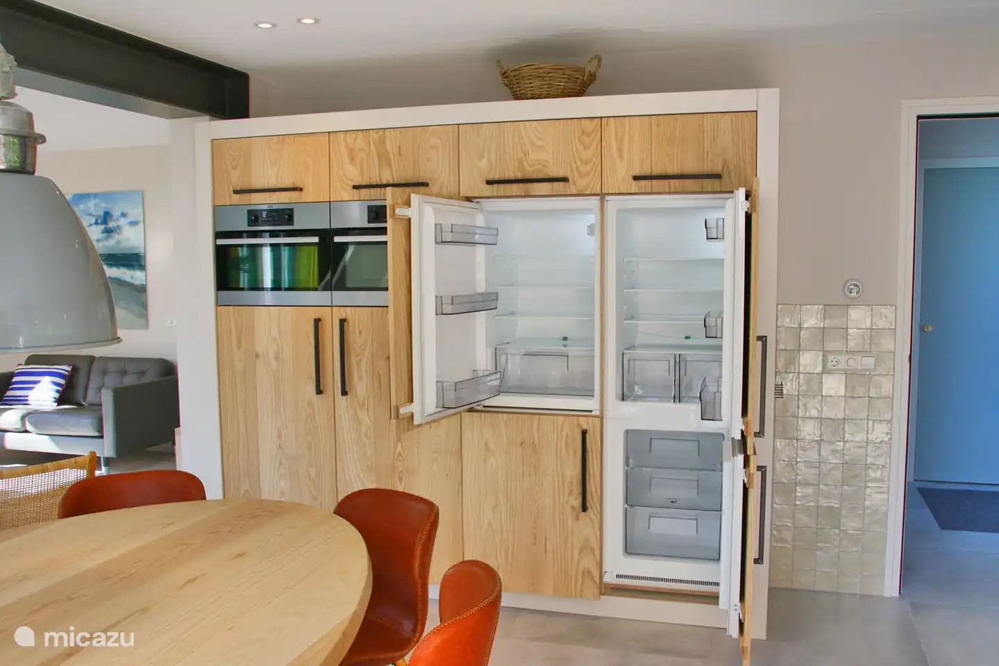 geräumige Kühlschränke mit Gefrierfach