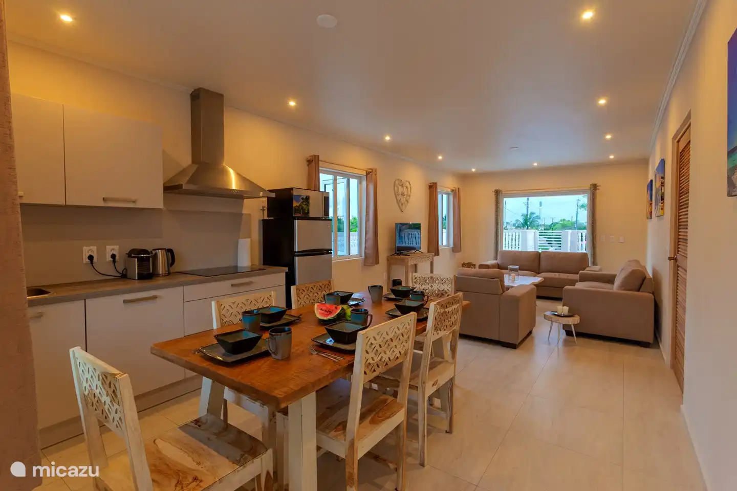 Blick durch das Wohnzimmer