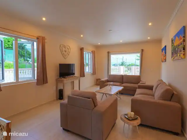 Villa NorMir huren in Curaçao, Curacao-Midden, Willemstad - villa Zitgedeelte met uitzicht