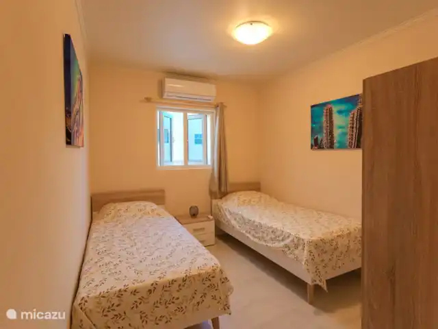 Villa NorMir huren in Curaçao, Curacao-Midden, Willemstad - villa Eén van de slaapkamers heeft 2 lossen bedden, deze zijn ook naast elkaar te plaatsen