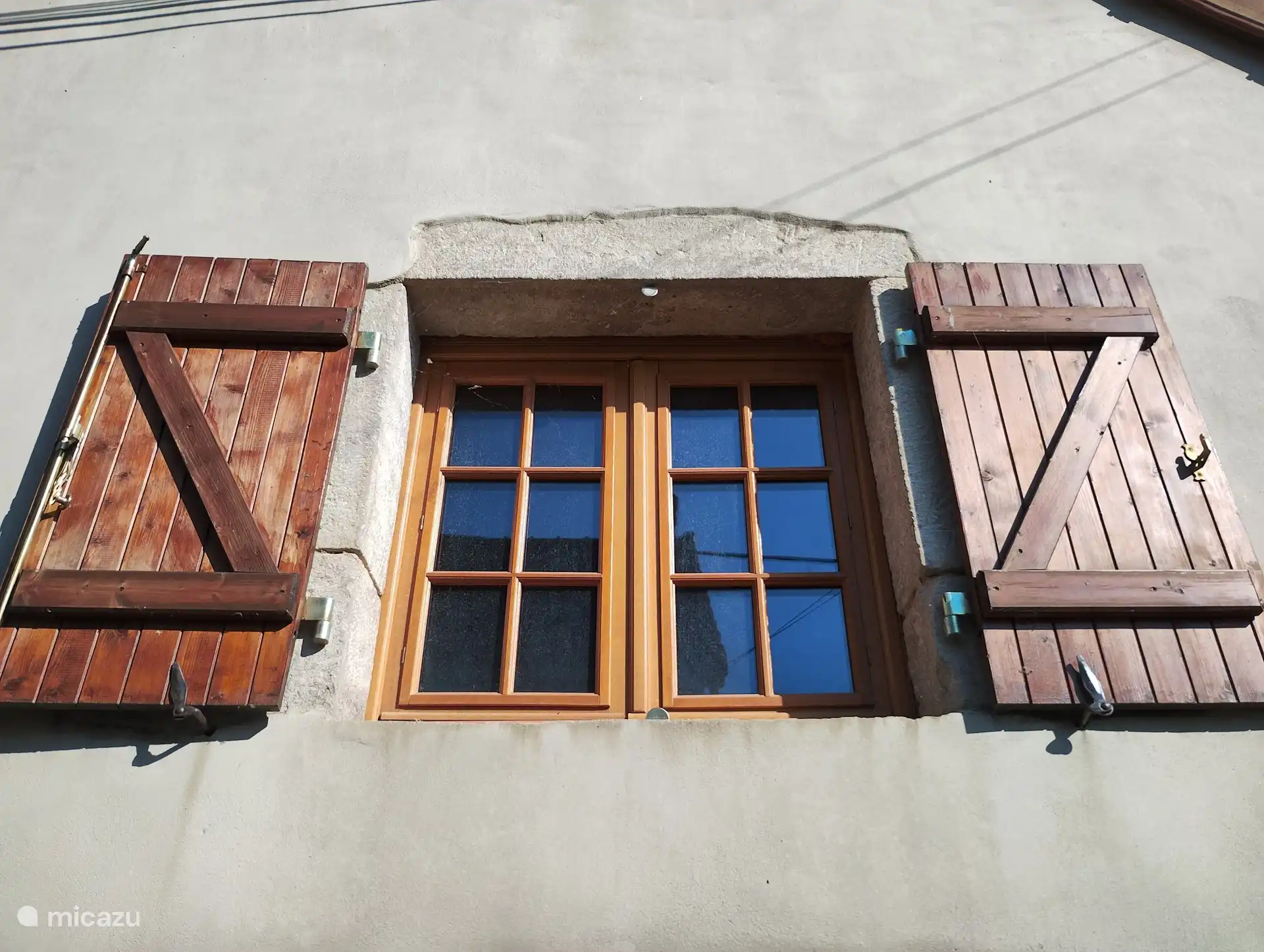 Vorderseite des Nebengebäudes 