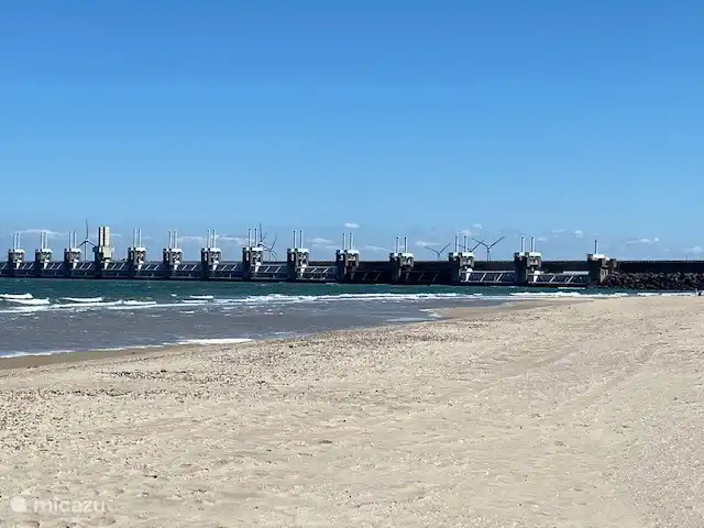 Blick auf die Neeltje Jans