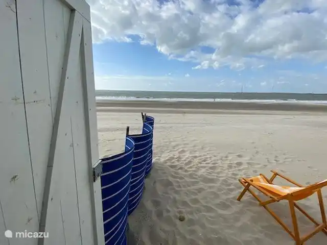 Vakantievilla in Zeeland huren in Nederland, Zeeland, Kamperland - villa Ons strandkotje is voorzien van 4 ligstoelen, een windscherm en parasol