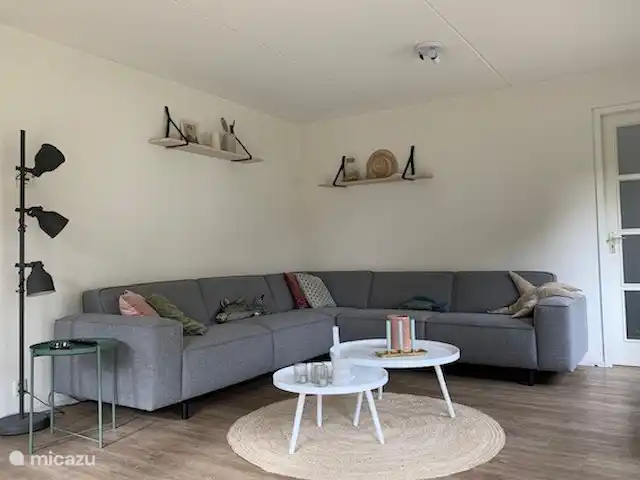 Vakantievilla in Zeeland huren in Nederland, Zeeland, Kamperland - villa De woonkamer met 8 persoons zitbank