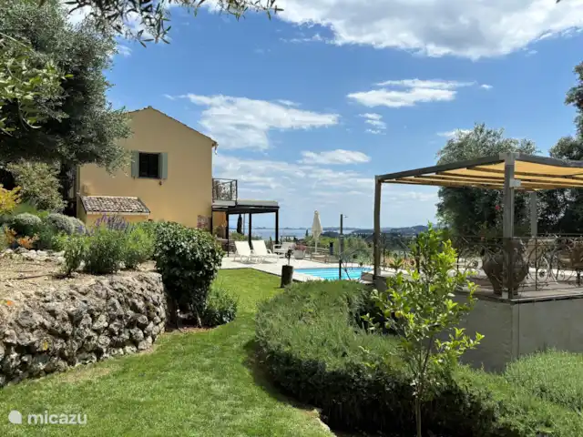 Spiti Espède | Grèce, Corfou, Agios Markos - maison de vacances Maison avec piscine