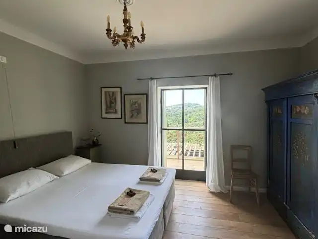 Spiti Espède | Grèce, Corfou, Agios Markos - maison de vacances Chambre 1 :
Sommier tapissier 2 personnes 160 x 200