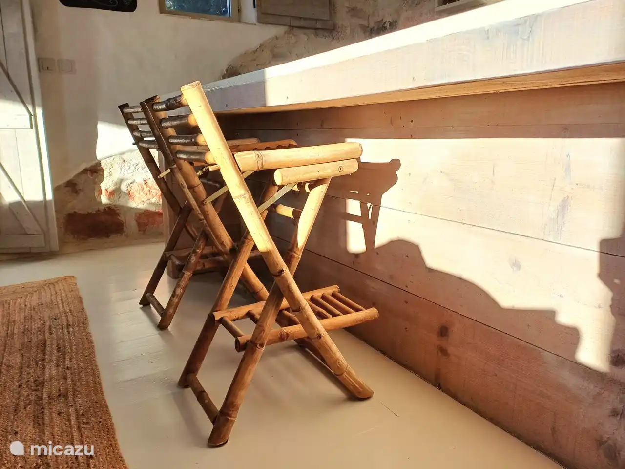 Barhocker aus Bambus