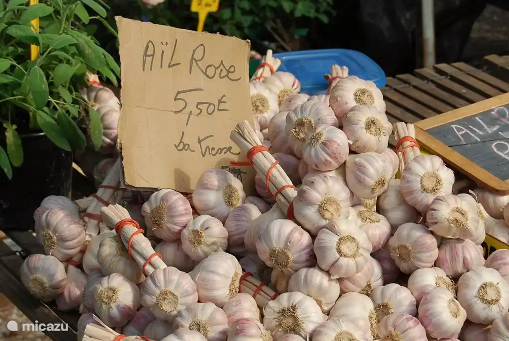 Knoblauch auf dem Markt