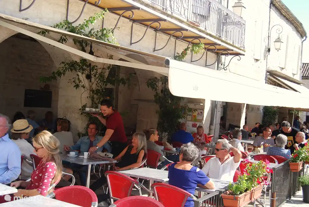 Terrassen in Castelnau Montratier