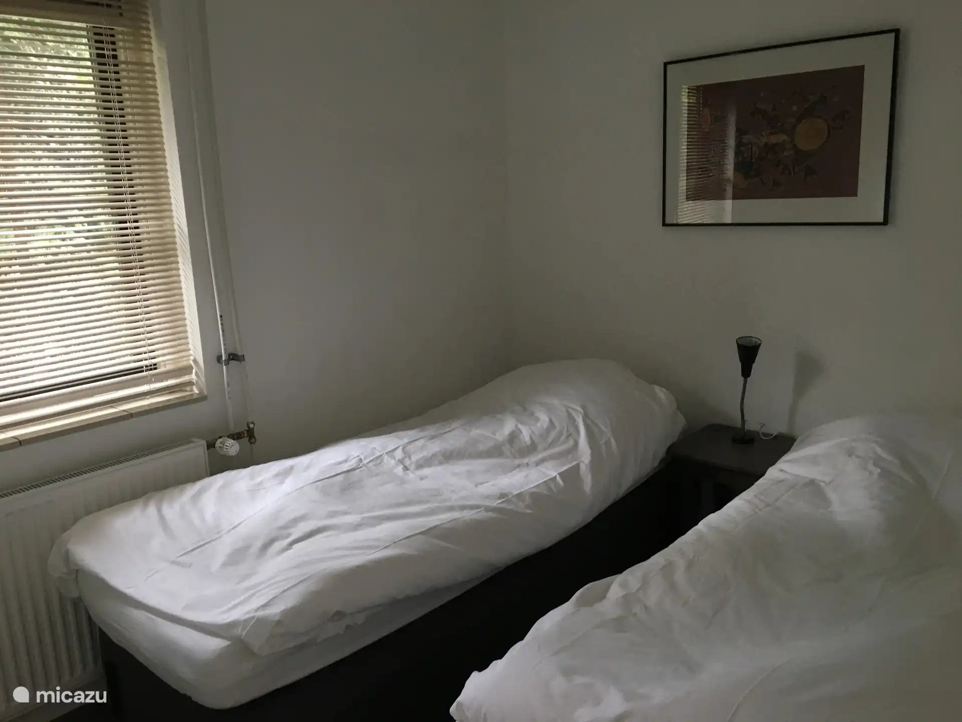 Pequeño dormitorio en la planta baja