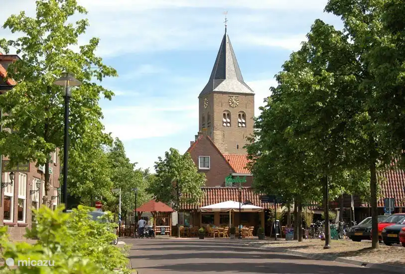 Le village de Zelhem est à 2,8 km