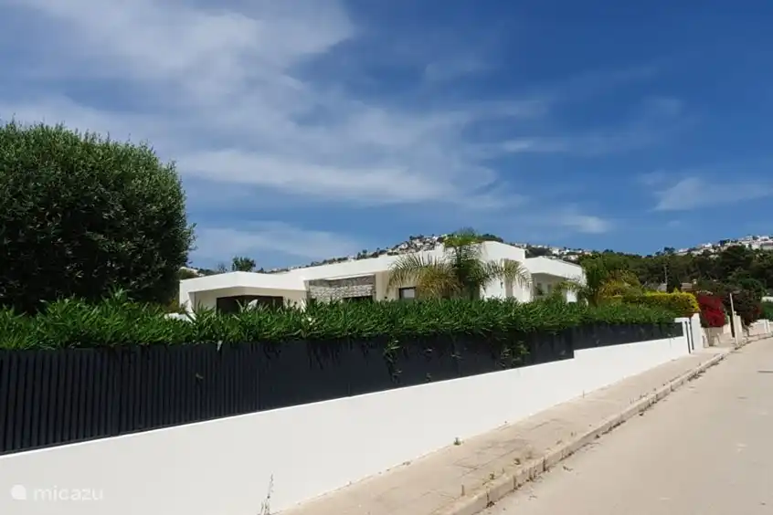 Rayo del sol de Moraira