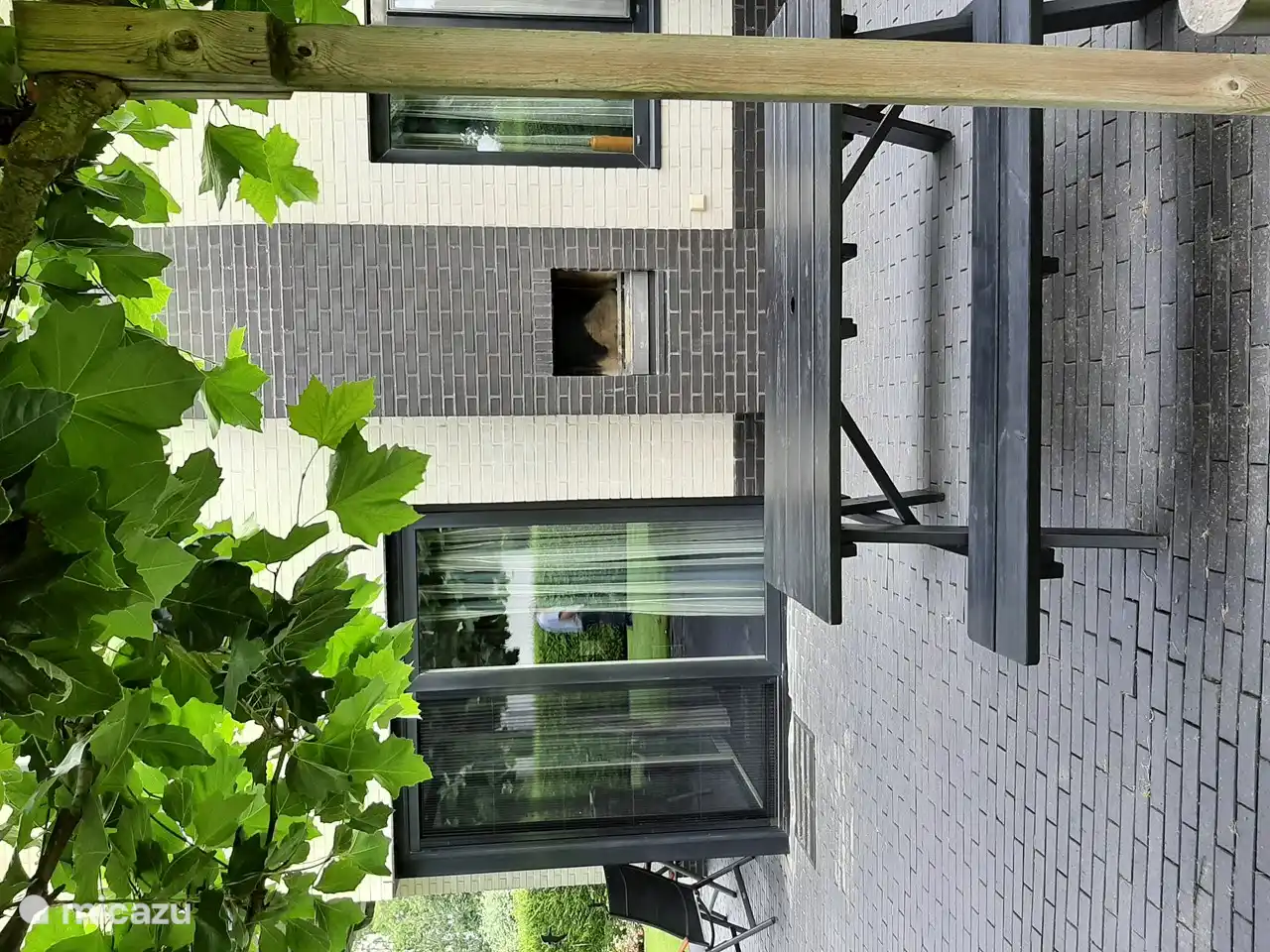 Grillen in der Höhe auf der Terrasse