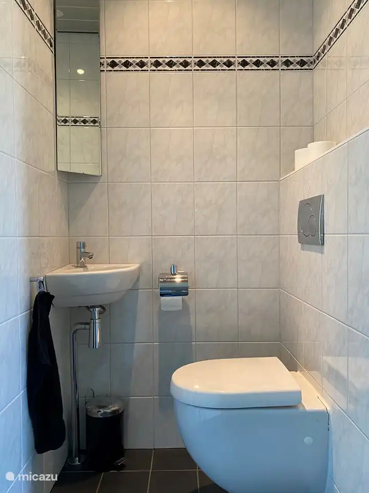 Separate Toilette im Erdgeschoss