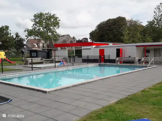 Bargereed 27 huren in Nederland, Friesland, Tzummarum - vakantiehuis Zwembad