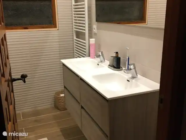 Villa Uno Más en España, Costa Blanca, Moraira - villa Baño con amplio lavabo doble