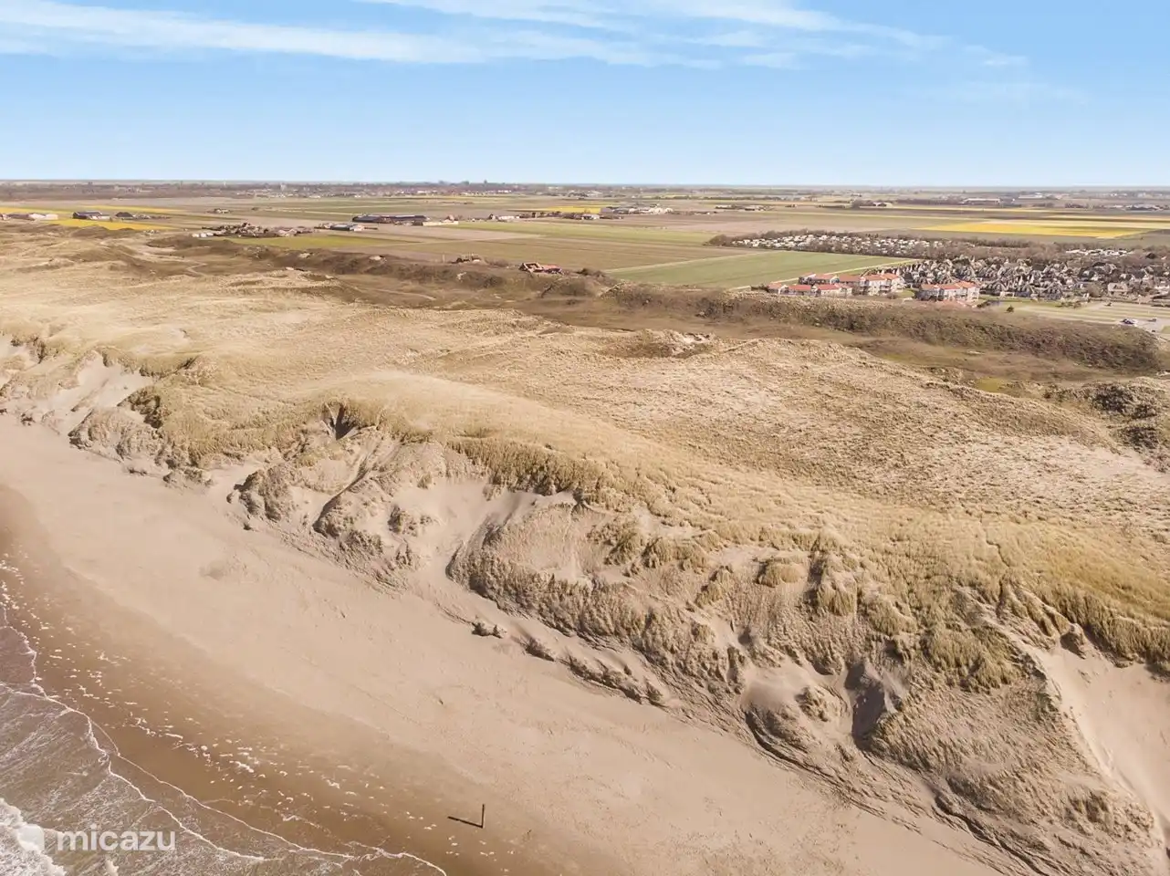 La grande plage de sable de Julianadorp aan Zee