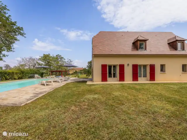Malsac | France, Dordogne, Florimont-Gaumier - maison de vacances Jardin, maison, piscine