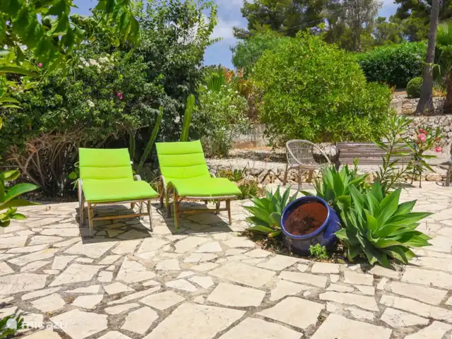 Villa Celeste Moraira | Espagne, Costa Blanca, Moraira - maison de vacances Le jardin du rez-de-chaussée avec des agrumes.