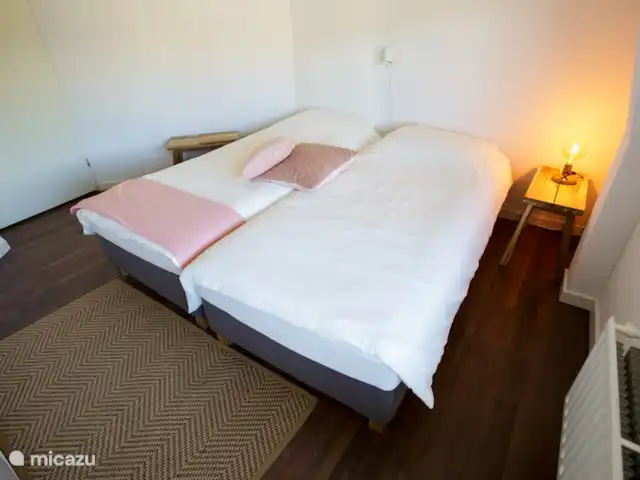 Villa de vacances spacieuse sur le lac frison | Pays-Bas, Frise, Eernewoude - villa Chambre 2 (à l'étage)
