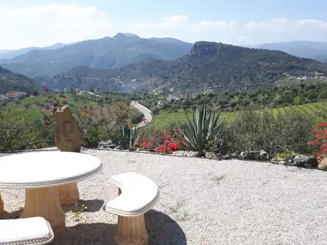 Maison de la Sérénité | Espagne, Andalousie, Los Romanes - maison de vacances ou simplement profiter du paysage spectaculaire avec le village de montagne de Comares au sommet