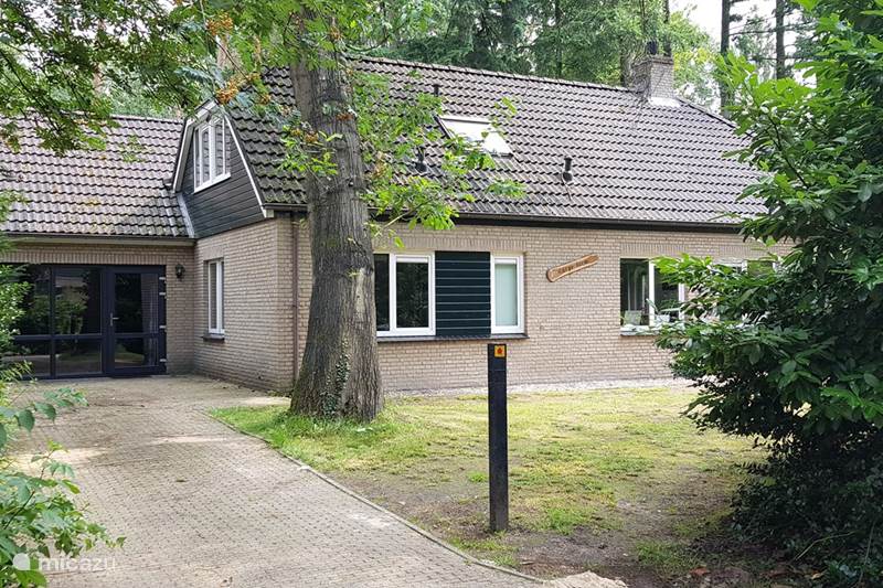 Vakantiehuis Nederland, Gelderland, Lochem Bungalow Carpe diem met bar biljart sauna