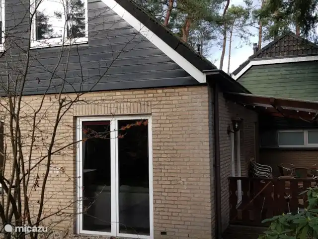 Carpe diem avec bar billard sauna | Pays-Bas, Gueldre, Lochem - bungalow maison d'appoint avec une belle véranda grillagée à l'arrière