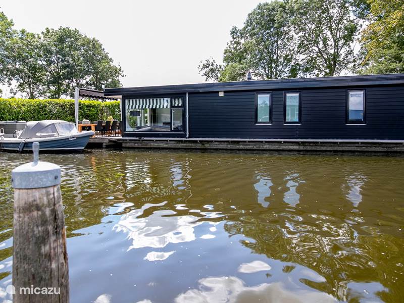 Holiday home in Netherlands, Friesland, Langweer RV / Yacht / Houseboat Houseboat Langweer, unique location!