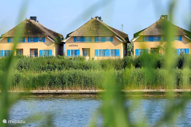 Vakantiehuis Nederland, Friesland, Stavoren – villa Pebbles Watervilla
