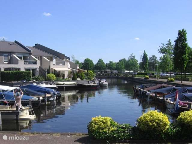 Holiday home in Netherlands, Overijssel, Wanneperveen - apartment Apartment with lake view Giethoorn