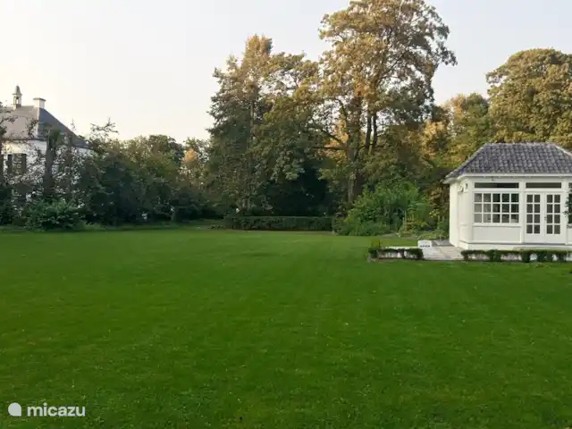 Het Theehuis in Nederland, Noord-Brabant, Loon op Zand - landhuis / kasteel