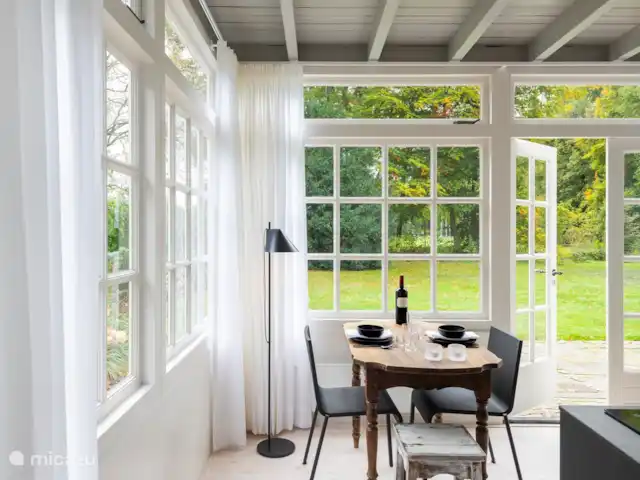 Het Theehuis in Nederland, Noord-Brabant, Loon op Zand - landhuis / kasteel