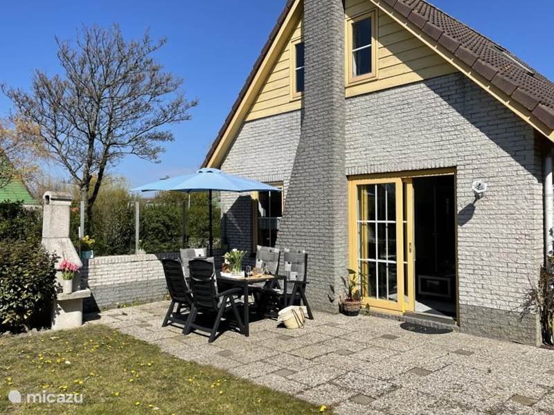 Holiday home in Netherlands, North Holland, Julianadorp at Sea Bungalow Beach pearl 131 Julianadorp aan Zee