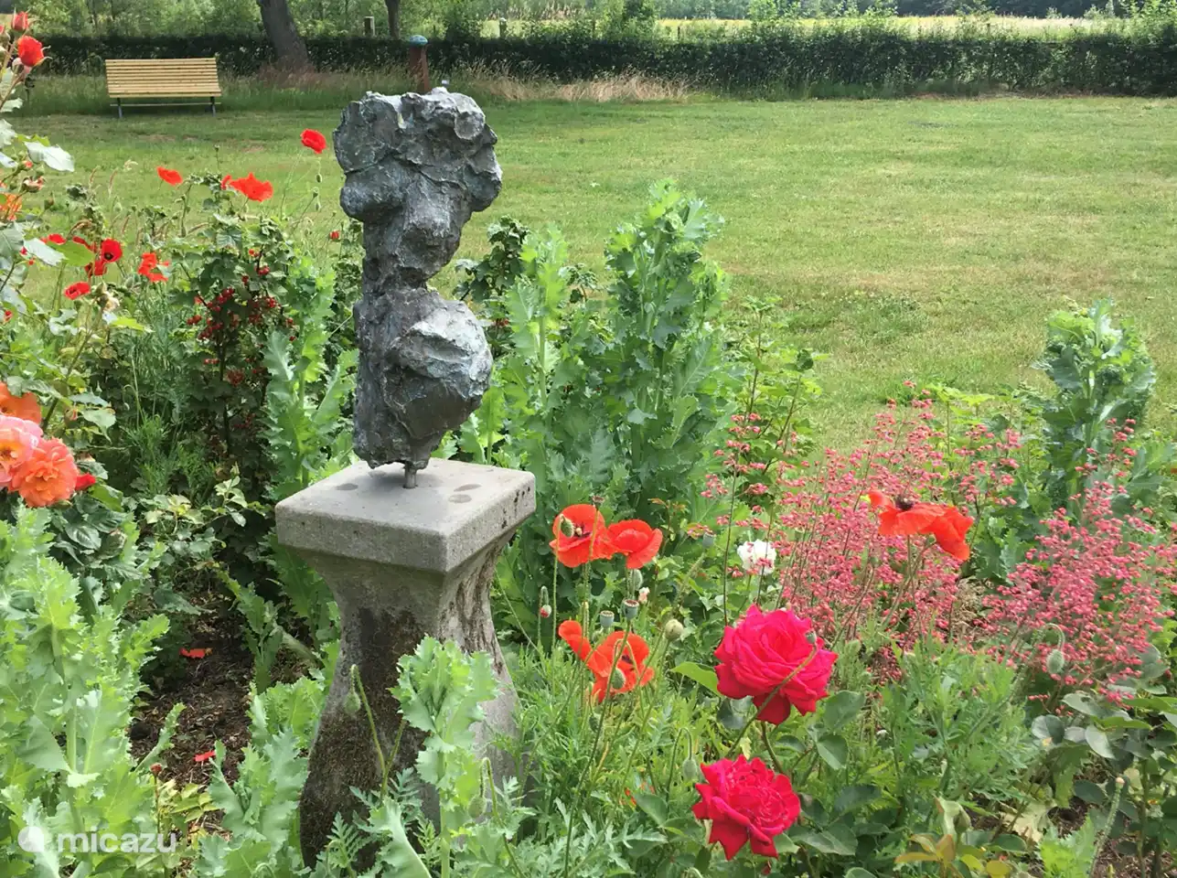 El jardín de esculturas y la galería del Hulenhof en Zelhem