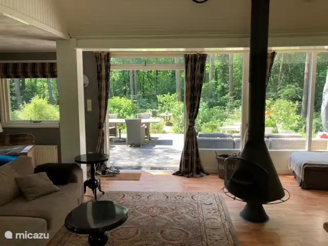 Maison forestière indépendante | Pays-Bas, Brabant-Septentrional, Baarle-Nassau - maison de vacances Accès à une terrasse spacieuse et jardin d’environ 1300m2