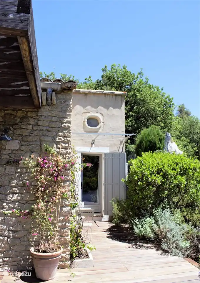 Hauptschlafzimmer mit Terrassentür