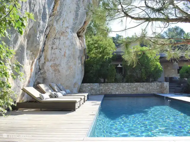 Villa des Roches | France, Vaucluse, Apt - villa Piscine privée chauffée avec terrasse ensoleillée à côté du rocher