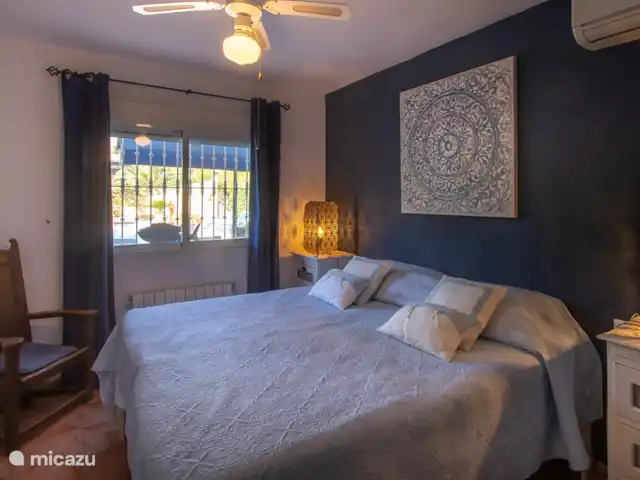 Maison Miraval | Espagne, Costa Blanca, La Nucia - villa chambre principale avec vue