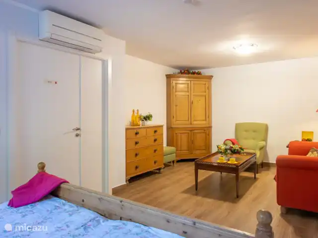 Maison Miraval | Espagne, Costa Blanca, La Nucia - villa séjour/chambre avec salle de bain.
