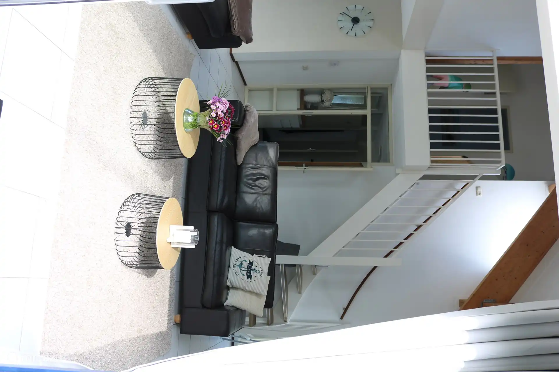 2 separate Couchtische