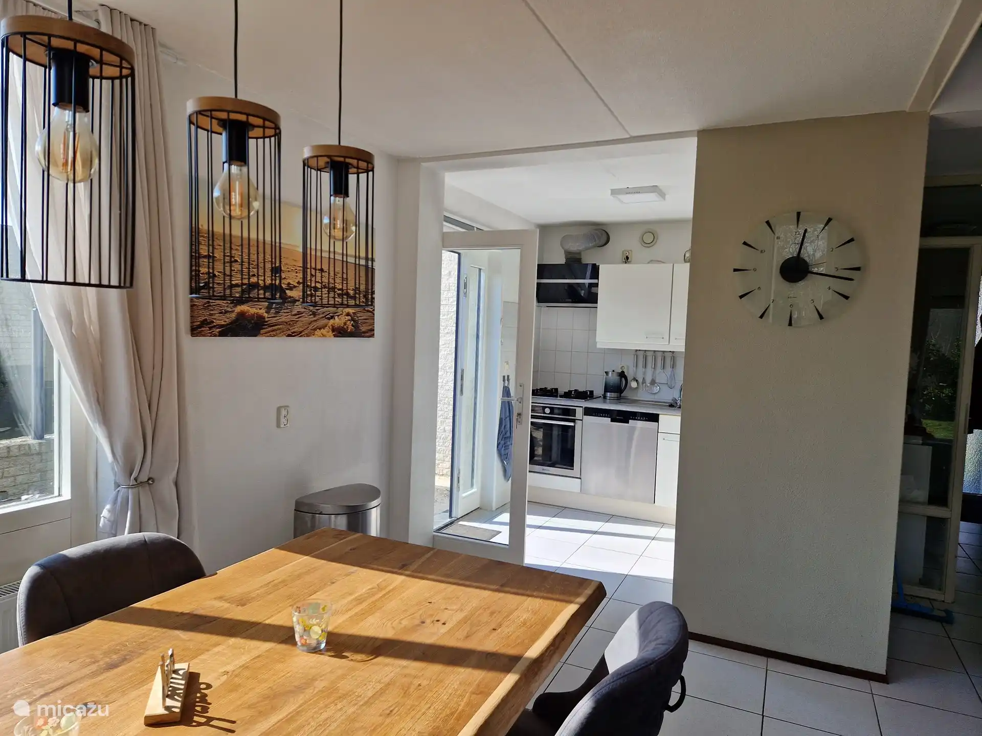 Esstisch mit 6 Stühlen