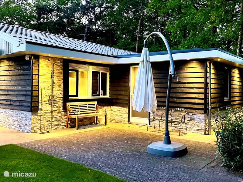 Maison de Vacances Pays-Bas, Overijssel, Denekamp Bungalow Luxury Garden Lodge Avec Climatisation + Sauna