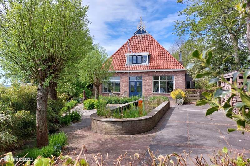Vakantiehuis Nederland, Friesland, Akkrum Boerderij Boerderij met zwembad en wellness