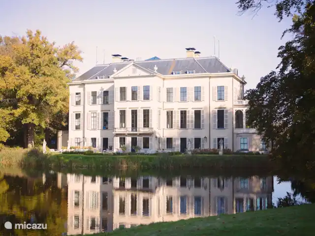 Darthuizer Lodge en Países Bajos, Utrecht, Leersum - casa vacacional Las inmediaciones tienen una alta densidad de fincas con hermosos parques.
