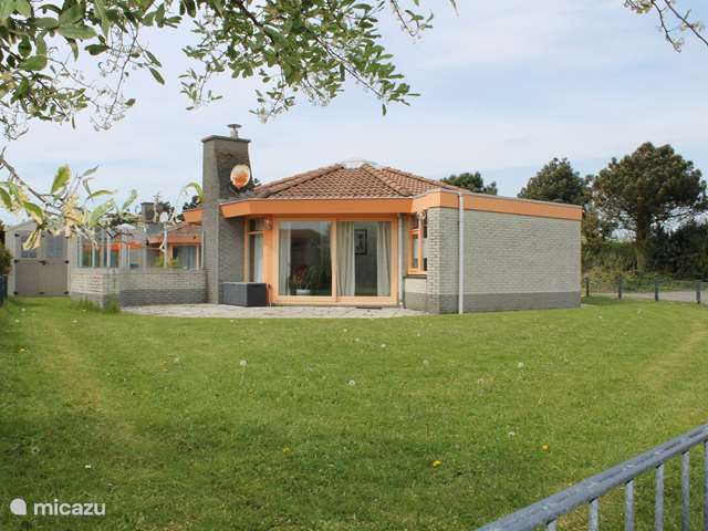 Holiday home in Netherlands, North Holland, Breezand - bungalow De Oranje Tulp